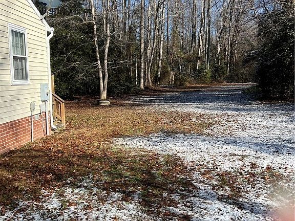 3rd image of 48 Willow Oak Ct