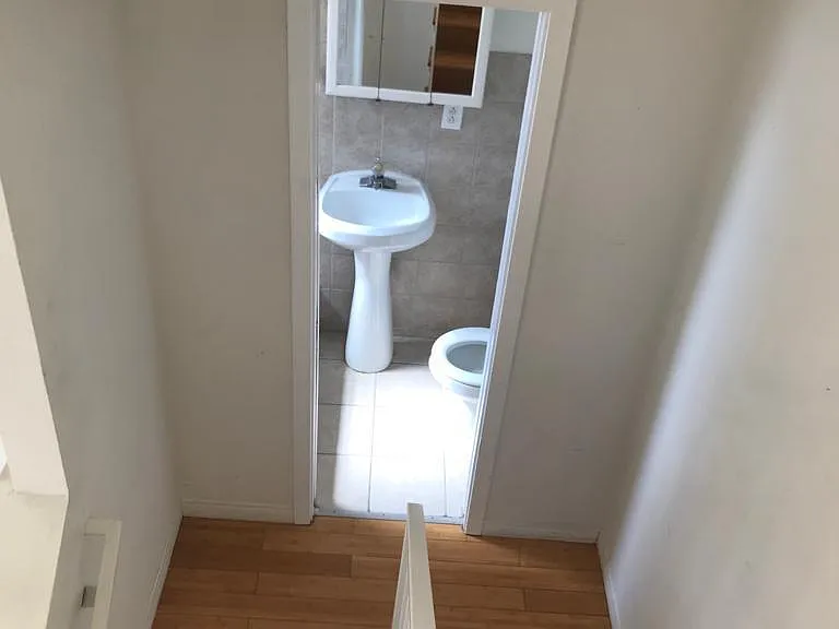 136 S Clark Dr #8 — Photo 10