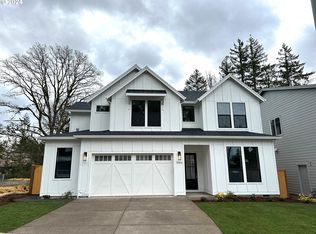 11414 SW Colmar Ln, Portland, OR 97225