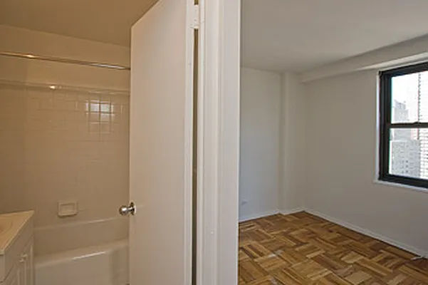 Rented by GoodRock Realty | media 5