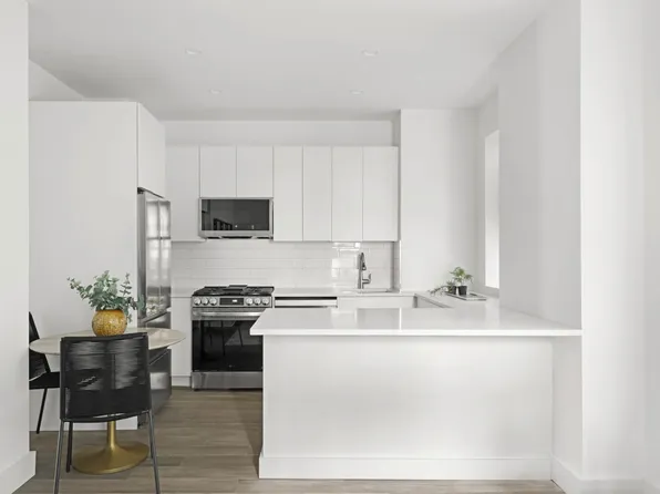 411 Manhattan Avenue 4 image 1 of 7