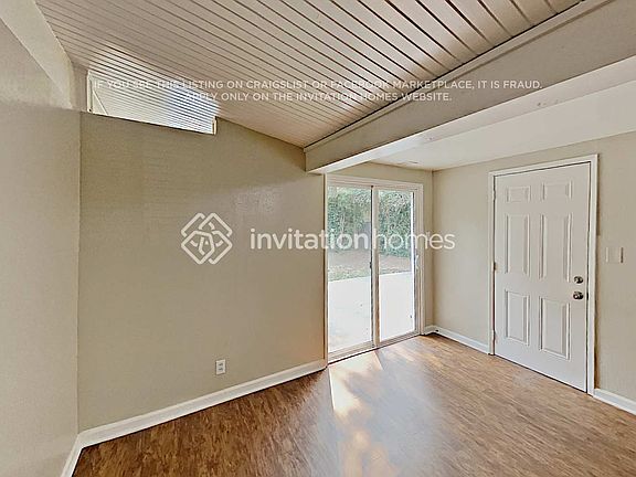 5th image of 2705 Los Amigos Dr