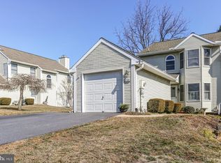 1109 Country Hill Dr, Harrisburg, PA 17111