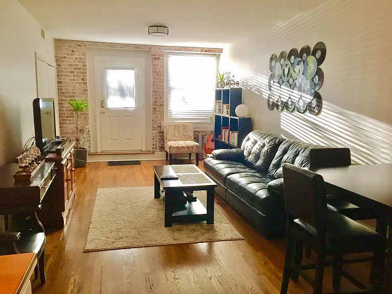 West-facing windows provide lots of afternoon light.