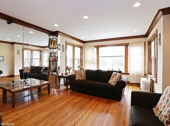 3rd image of 2824 N Kolmar Ave