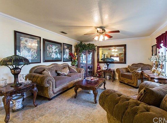 5th image of 2448 S Sultana Ave