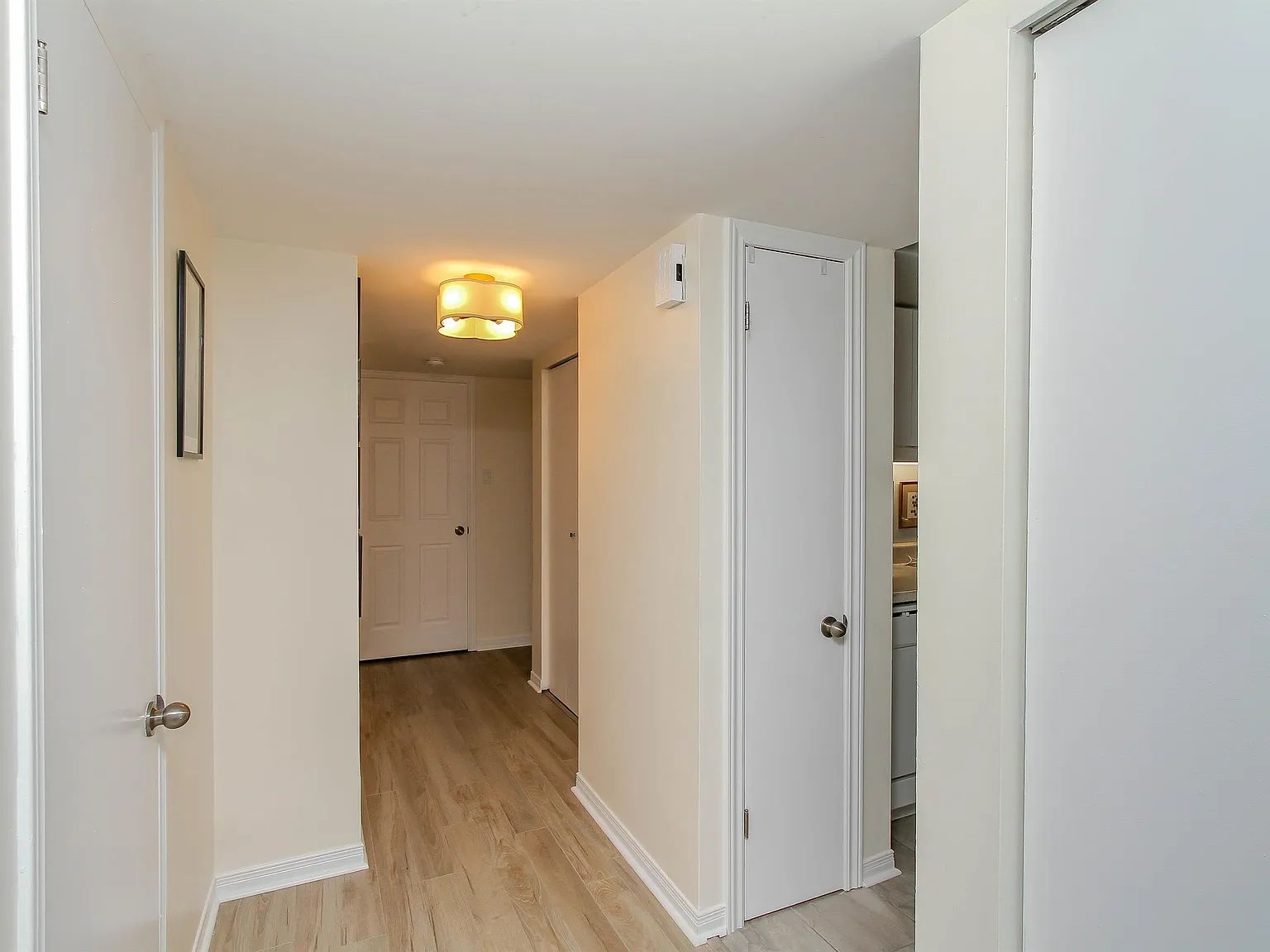 3 Armstrong Street - 0 — Photo 2