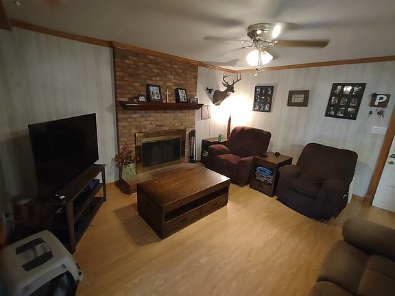 5th image of 908 North Dr