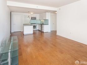 301 Main St