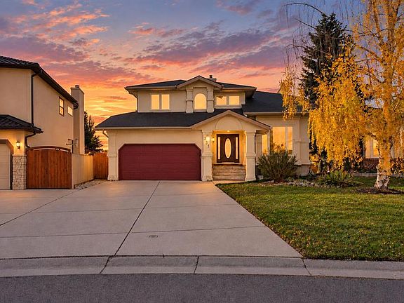2nd image of 331 E Wood Valley Bay SW