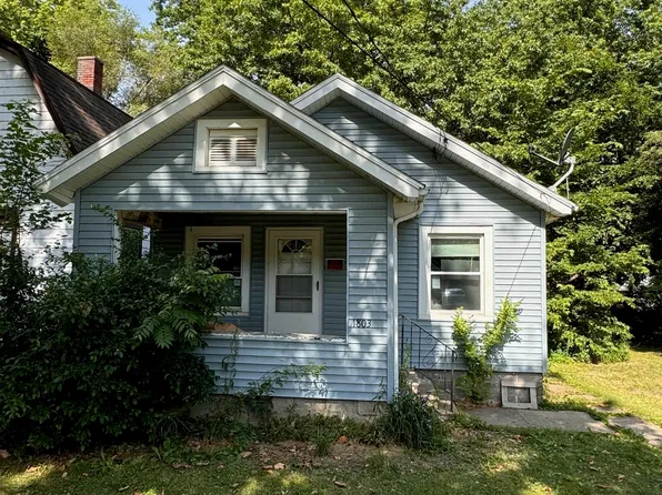 1803 N Broadway St, Peoria, IL 61604
