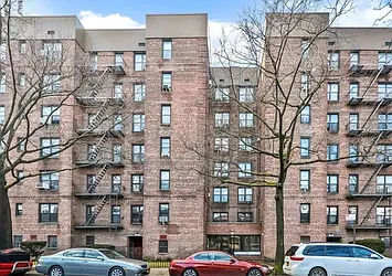 10 East 43rd Street, #2G