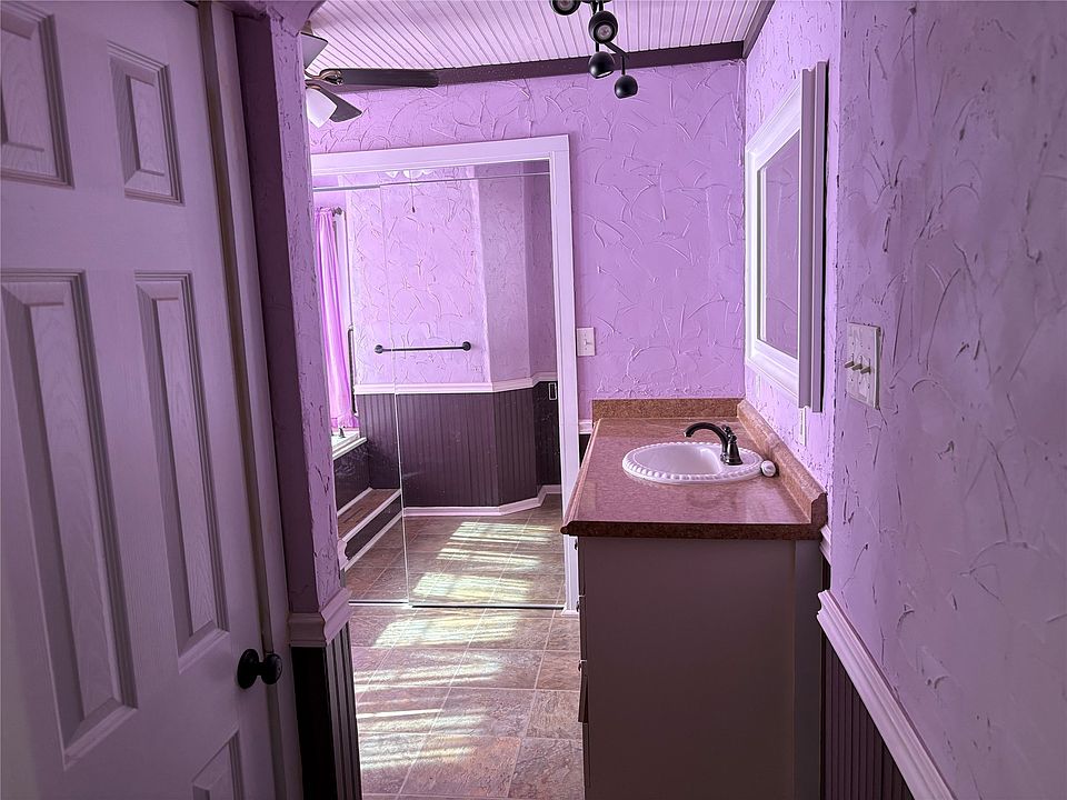 1st image of 5057 Penrose Ave