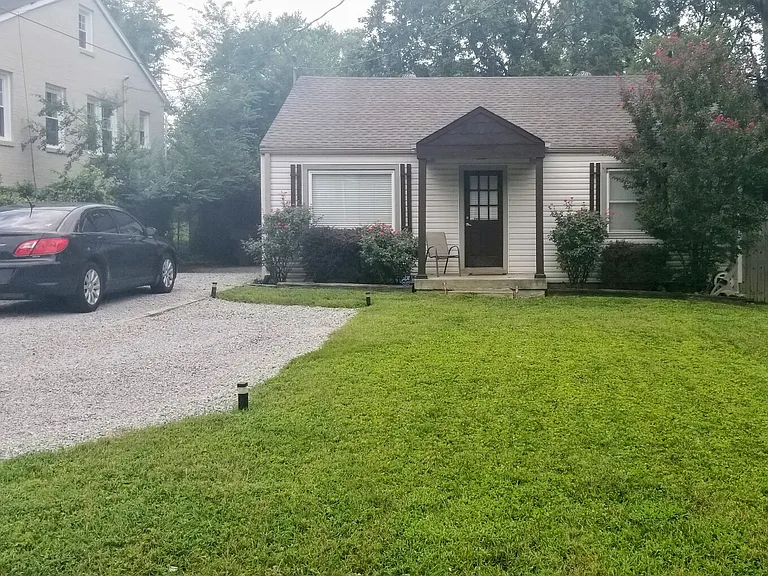 3711 Burrus St — Photo 2