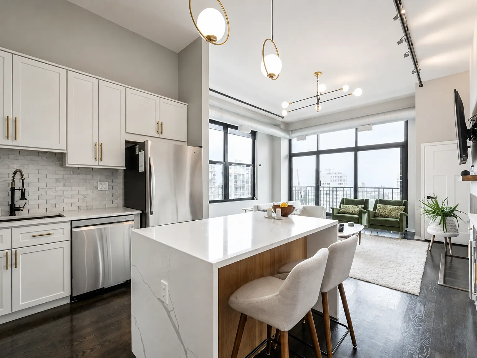 2 bed, 1200 sqft, $3,400 — Photo 4