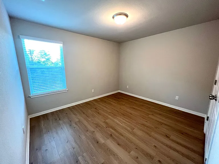 11405 Copperstone Ave — Photo 29