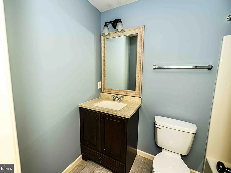 9925 Matti Hill Ct — Photo 13