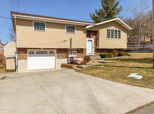 469 Delaware St #L-1, Jermyn, PA