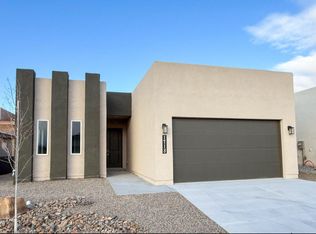 1718 Tesoro Loop NW, Los Lunas, NM 87031