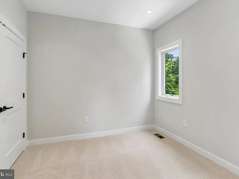 3929 Fulton St NW #A — Photo 36