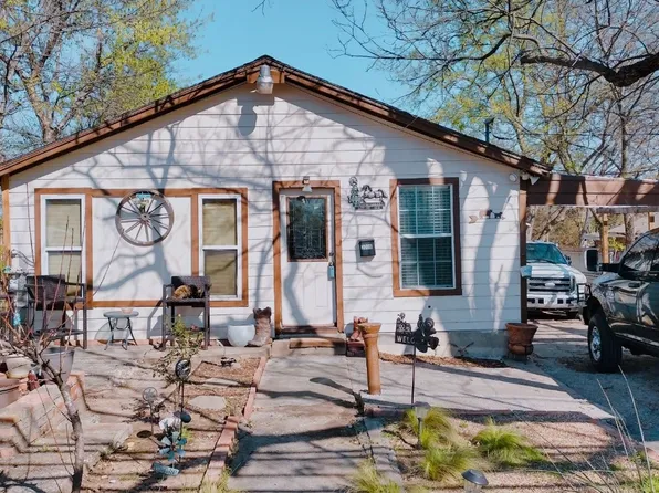 3006 Loving Ave, Fort Worth, TX 76106