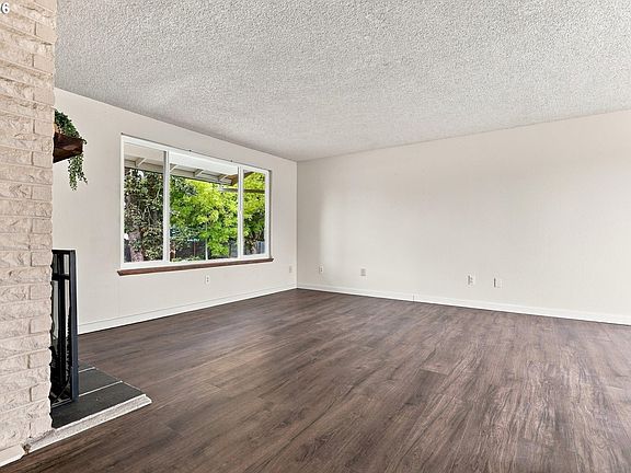 5th image of 8505 NW 4th Ave