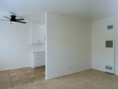 658 Ivy St #2 Photo 1