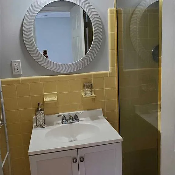 626 Gardenia Ln — Photo 11