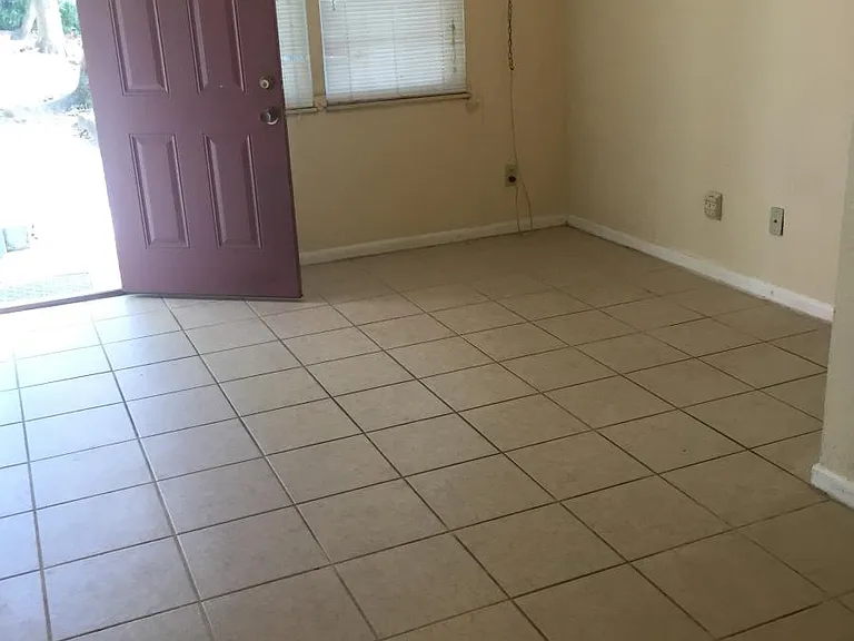 222 Lake Ella Dr #B-8 — Photo 3