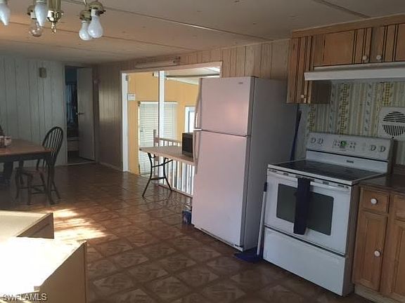 4th image of 11058 New Moon Ct