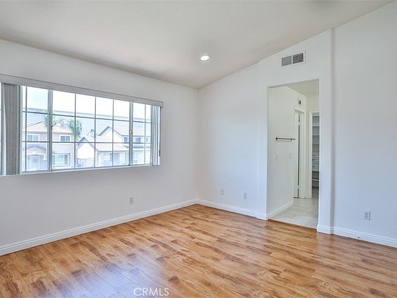 2nd image of 5423 Canmore Ct