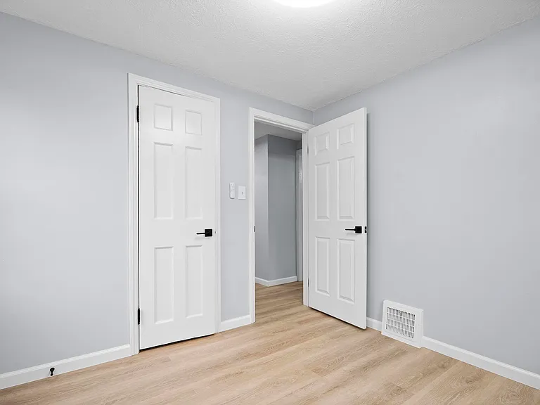 3742 E Antisdale Rd — Photo 13
