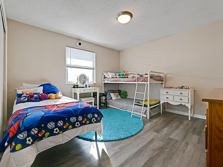 6228 Robinson St #4R — Photo 19