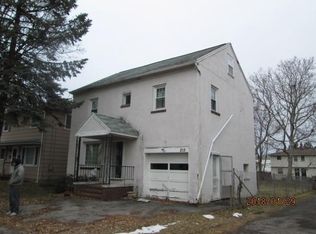 215 Magnolia Ave, East Rochester, NY 14445