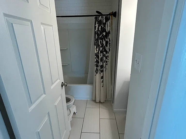 398 University Dr #A — Photo 8
