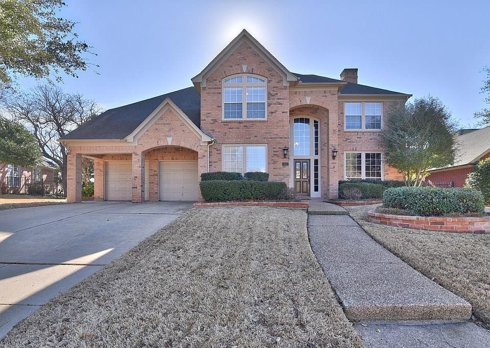 1st image of 808 Doral Dr