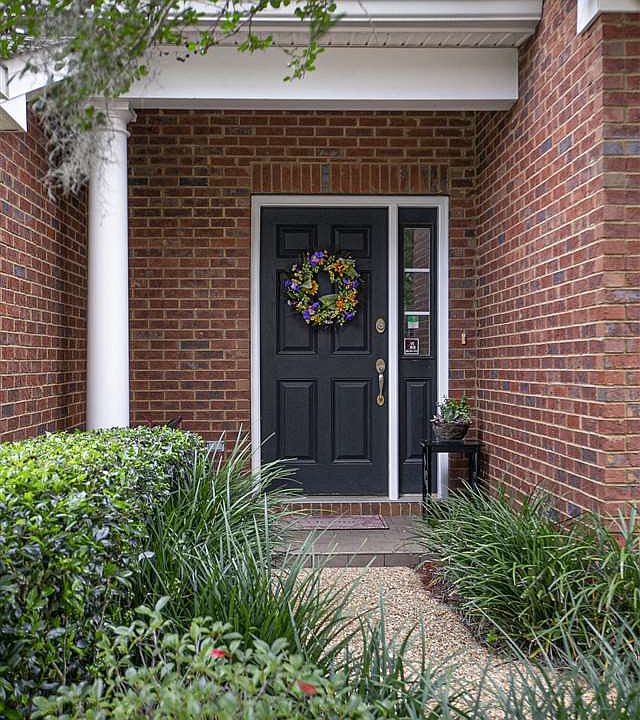 1st image of 3284 Gramercy Pl