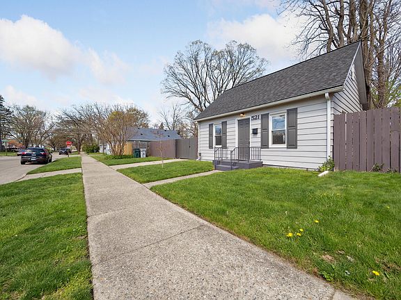 4th image of 521 E Elza Ave