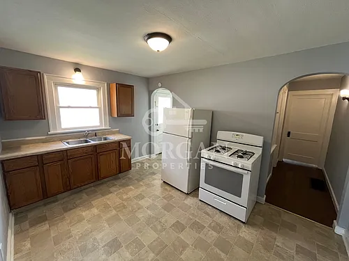 3614 Columbus Ave Photo 1