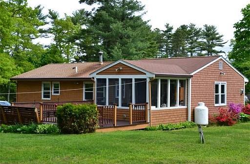 3rd image of 205 Rocky Meadow St