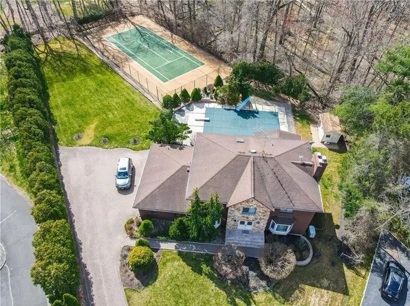 49 Snowdrop Drive, New City, NY 10956