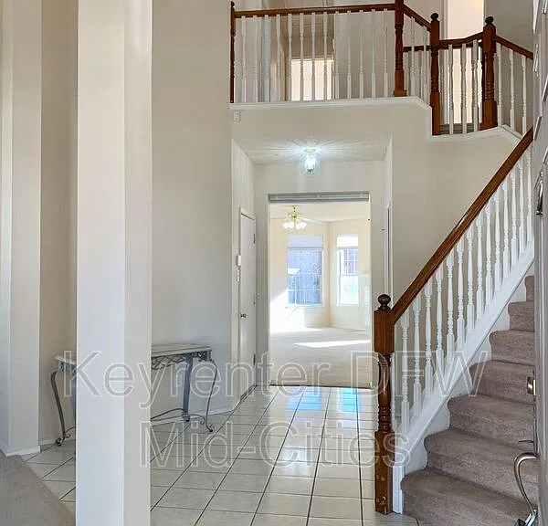 2320 Kittyhawk Dr — Photo 2