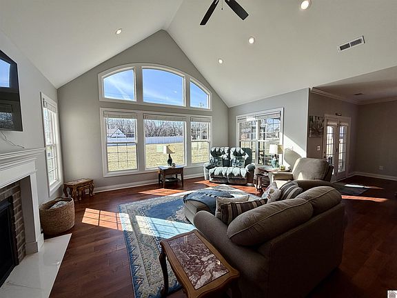 4th image of 154 Westhaven Dr