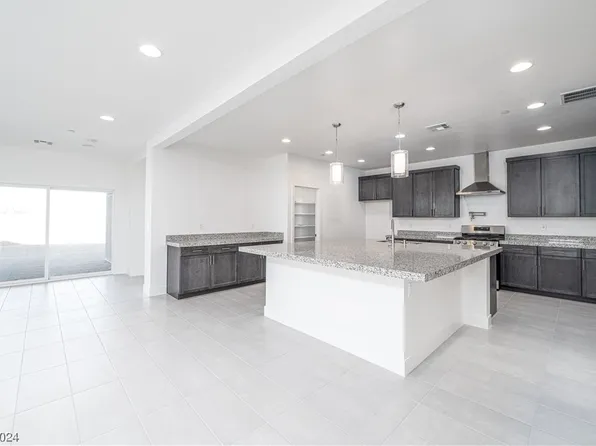 1004 Zurich Ave, Henderson, NV 89015