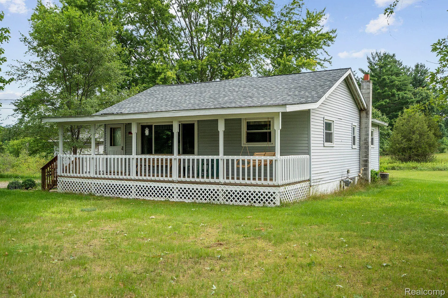 18750 Williamsville Rd photo 1