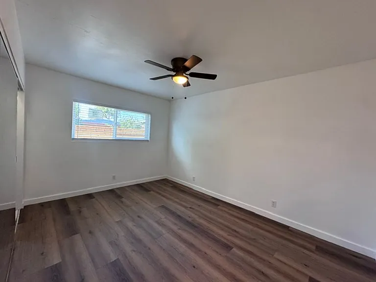 6320 N Rose Ave — Photo 10