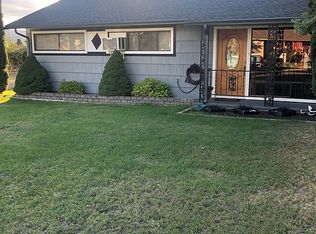 308 Oak St, Riddle, OR 97469