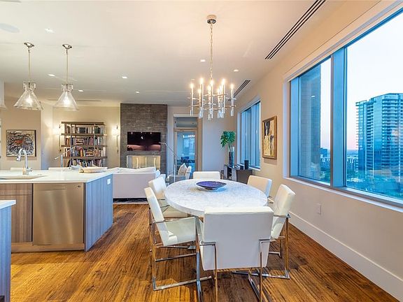 3rd image of 2300 Wolf St #12MD