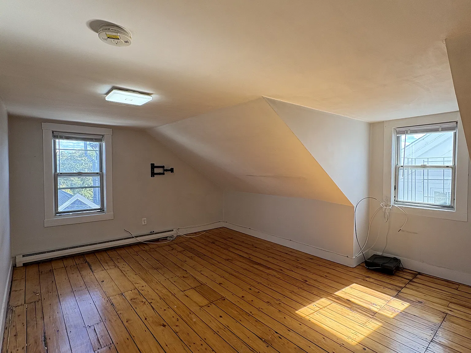 1 bed, 675 sqft, $1,800 — Photo 2
