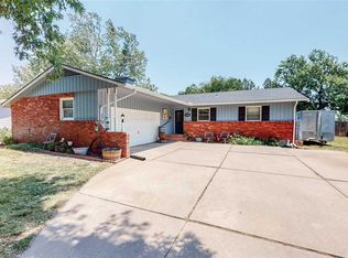 520 College St, Halstead, KS 67056